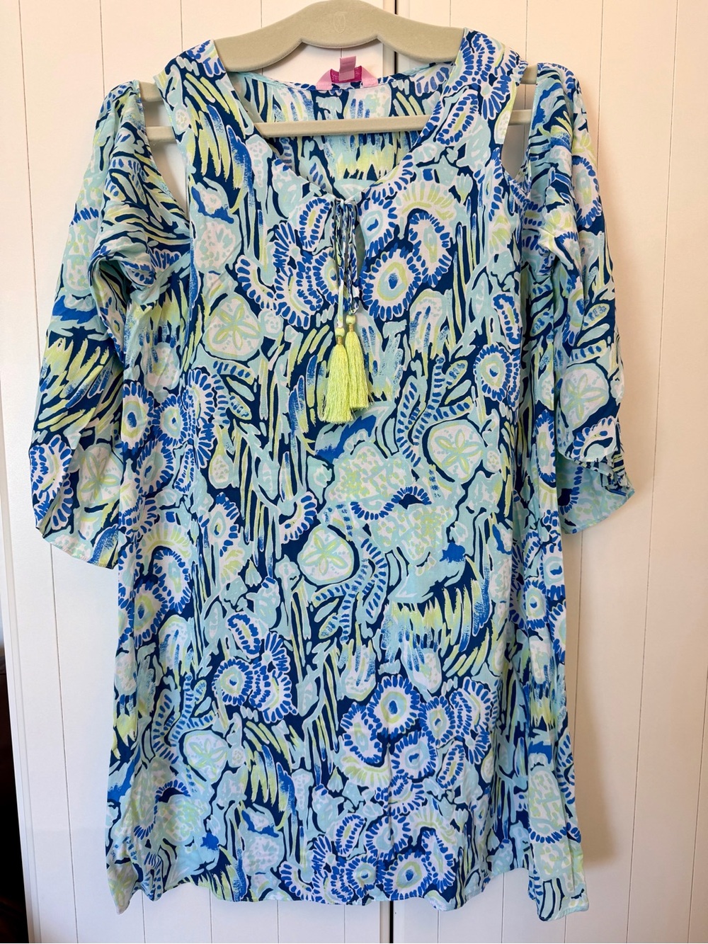 Lilly Pulitzer Benicia Tunic Dress โIndigo Sunsetโ cold shoulder cutouts L GOOD